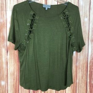 Black Pink Lace Up Olive Green Tee T-Shirt (L)